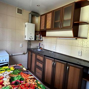 Продается 3 комн квартира Никопольская