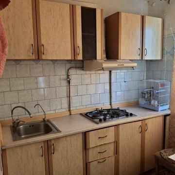 Продам 3-кімнатну квартиру на пл.Артема
