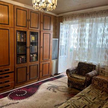 Продам 2-х ком.кв на Красном Камне !