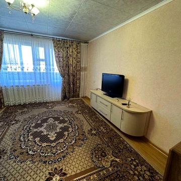 Центр  Дворцовая   2-к.кв.