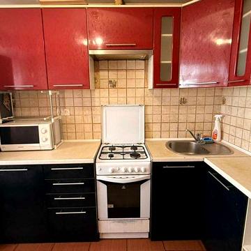 Продаж 2-кімнатної квартири в районі площі 700-річчя/ Депо-центру