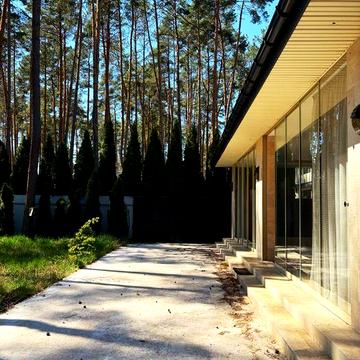 Сучасний будинок у Лісовій Бучі | 180 м² | 9 соток | дизайнерський ремонт | преміум котедж