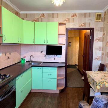 Продам 1-но кімнатну квартиру по вул. Чорних Запорожців, 54