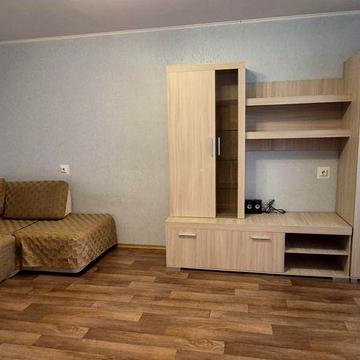 Пропонується на продаж 2-а квартира на Троєщині, вул.Милославська 16