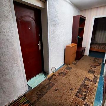 Продам двокімнатну квартиру на житловому масиві Східний 1