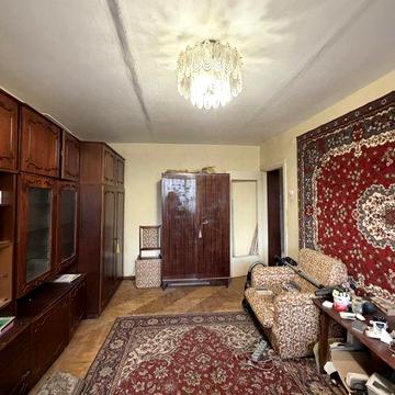 Продається 2 кім.квартира у цегляному будинк ( нове планування)