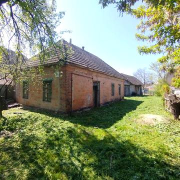 Будинок  500 метрів до центру / продаж Миргород