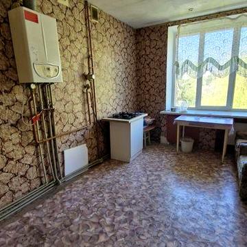 Продаж 3-кімнатної квартири на Бевза в генеральському будинку