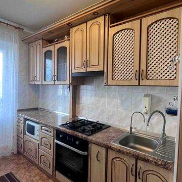 Продаж 3х кім. квартири з ремонтом район Савчука