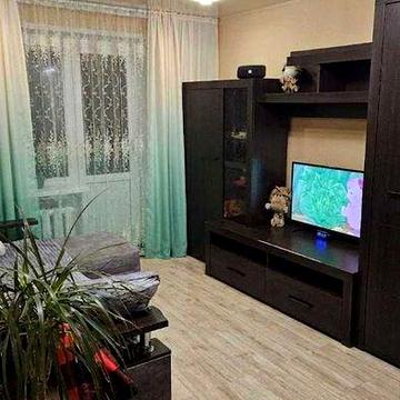 Продам квартиру 2 ком,  метро Дворец Спорта.