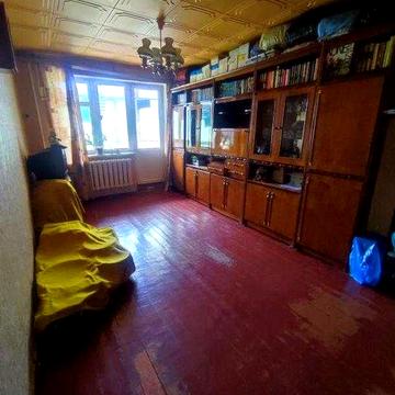 Продам 3-х комнатную квартиру 2/5, ул. Зубенко
