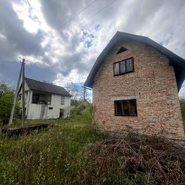 Продається садовий будиночок неподалік м.Моршин