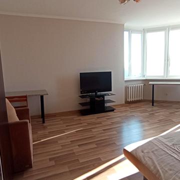 Осіння вул., 33