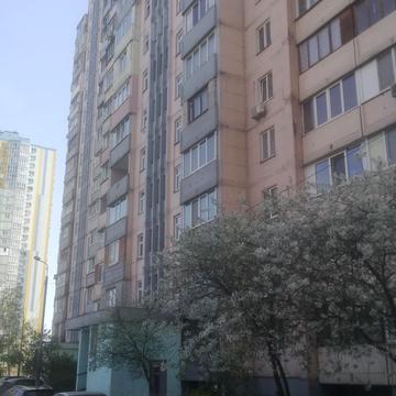 Вишняківська вул., 5