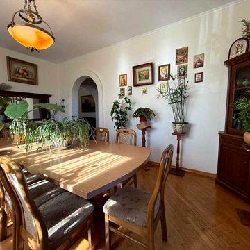 Продаж будинку 548м². 6 кімнат та мансарда. 10 соток. Газ. Гараж. ТОРГ! ID:16