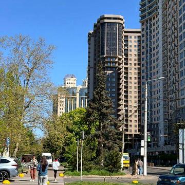 Квартира в курортной локации — ЖК «Родос», Аркадия, Генуэзская. От строителей,  балкон ЖК Родос