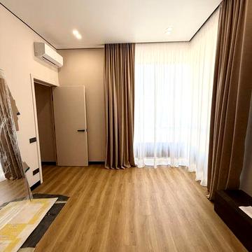 Продаж Будинку 136 м² з Дизайнерським Ремонтом та Укриттям у NOA VILLAGE
