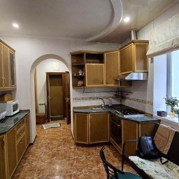 2к частина будинку на Бл.Замості.Агв