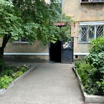Продам 1ком в коммунальной квартире, Юго-западный массив/Миратонн