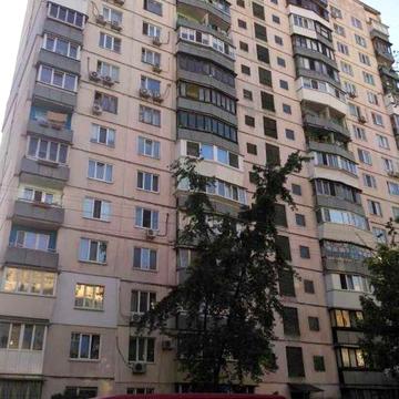 Сдам 2-ух комнатную квартиру на Оболони, ул. Зои Гайдай,7-А.