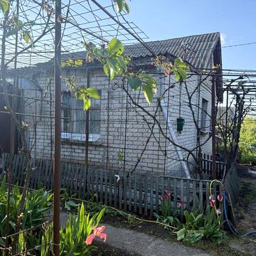 Ближайший пригород Одессы, жилой дом в центре села, газ