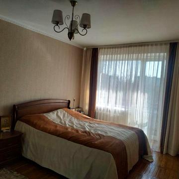 Оренда 2 кім квартири, пр Молоді