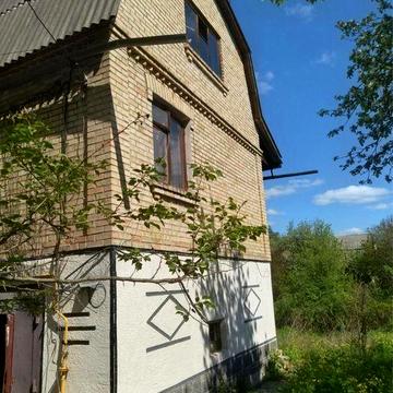Будинок в Стоянці 6 соток 97000$