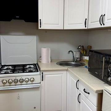Продажа 2х комн. кв.  по улице  Школьная( малый рынок). Сертификат, Ваучер