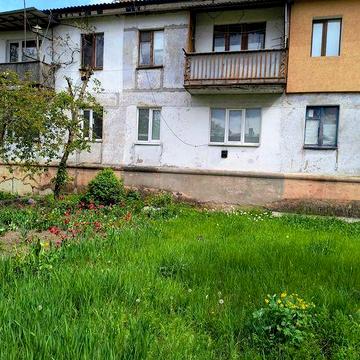 Продам 2-х ком.квартиру пос.Софиевка Криворожский район, Дн-ска обл.