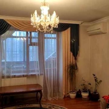 Продаж 3-кім квартири, 2 поверх, цегляний будинок, гарний стан
