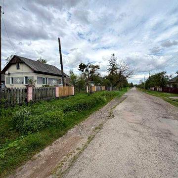 Продаж цегляного будинку