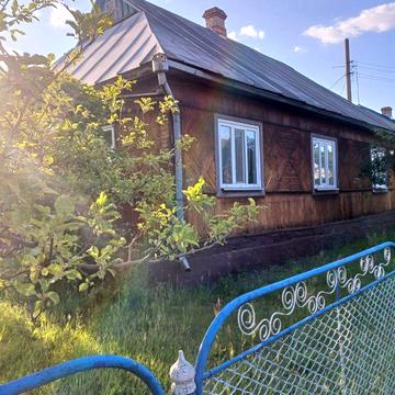 Продається будинок в смт Володимирець, вул. Вишнева, 52
