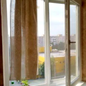 Сдам 1к.кв.Бородинский, возле "Амстора" этаж 8 /9