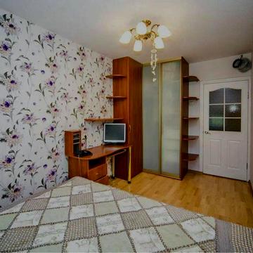 Продається двохкімнатна квартира
