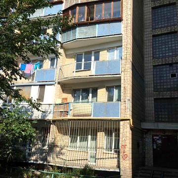 Здається 1-кім . Дарницька площа, вул. Каунаська 10а, гарниф стан.