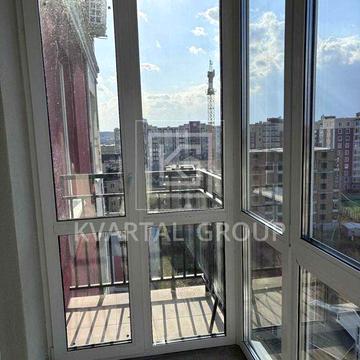 Простора 2-кімнатна квартира з панорамним видом! ЖК Покровський. Без комісії!