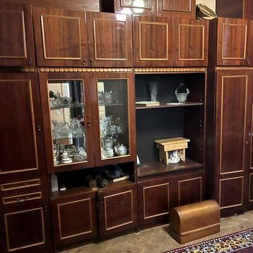 Продається 2х кім.квартира, в   центрі по вул.Кайндля ст.ціна43000дол.