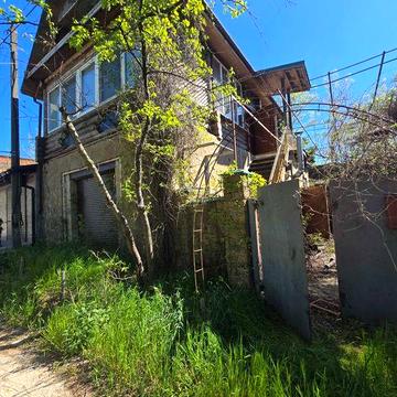 Дача двухэтажная в первой линии Днестровского лимана