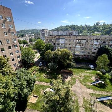 Продається 2 кімнатна квартира на Узбецькій