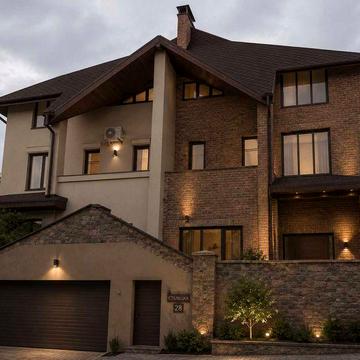Пів дуплекса 148 м² житлової площі + 99 м² цоколь укриття-підвал + 66 м² мансарда