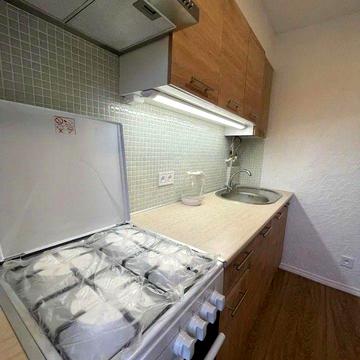 None 63000.0 USD