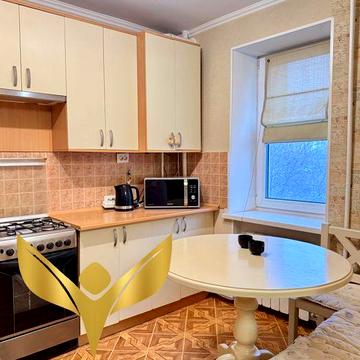 Продаж: 3-к квартира вул.Вокзальна 3/10 поверх АГО меблі залишаються