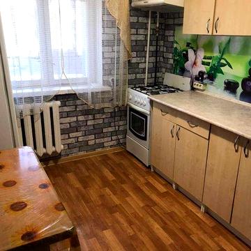 1 к квартира на вул. Космонавта Поповича (Волкова), Лісовий масив, Деснянський р-н