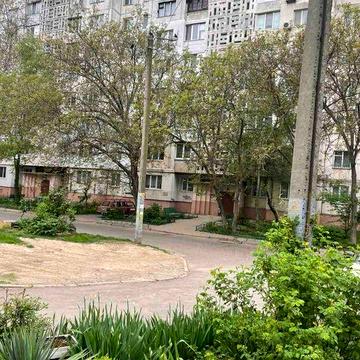 Продам трехкомнатную квартиру проспект Небесной сотни/Левитана