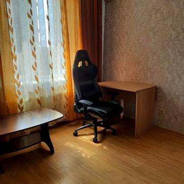 ЦЕНТР біля Корпусного парку 1кім. від Власника