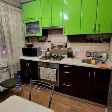 Быстро Продам 2к квартиру Метро ХТЗ. р-н Рынка. 3й\5ти