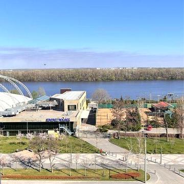 Здається 2 кімнатна квартира ТОП Локація Набережна Перемоги