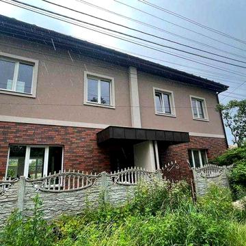 Продається дуплекс у Бучі, вул. Центральна, поруч школа №3
