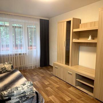 Оренда двох - кімнатноі квартири