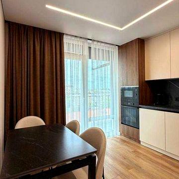 1-кімнатна з ремонтом в ЖК Фемелі Плаза, центр ЖК Family Plaza